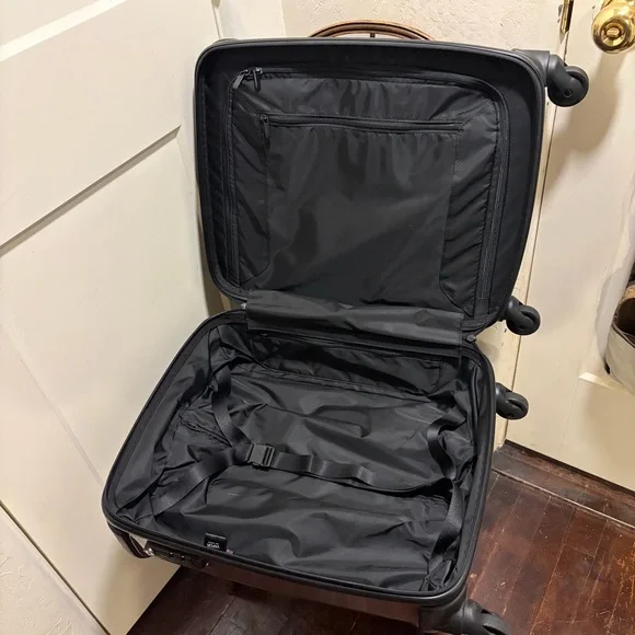 Tumi Vapor International Carry On Spinner Case Hard Shell Luggage 22” 28001CNT - Picture 7 of 11